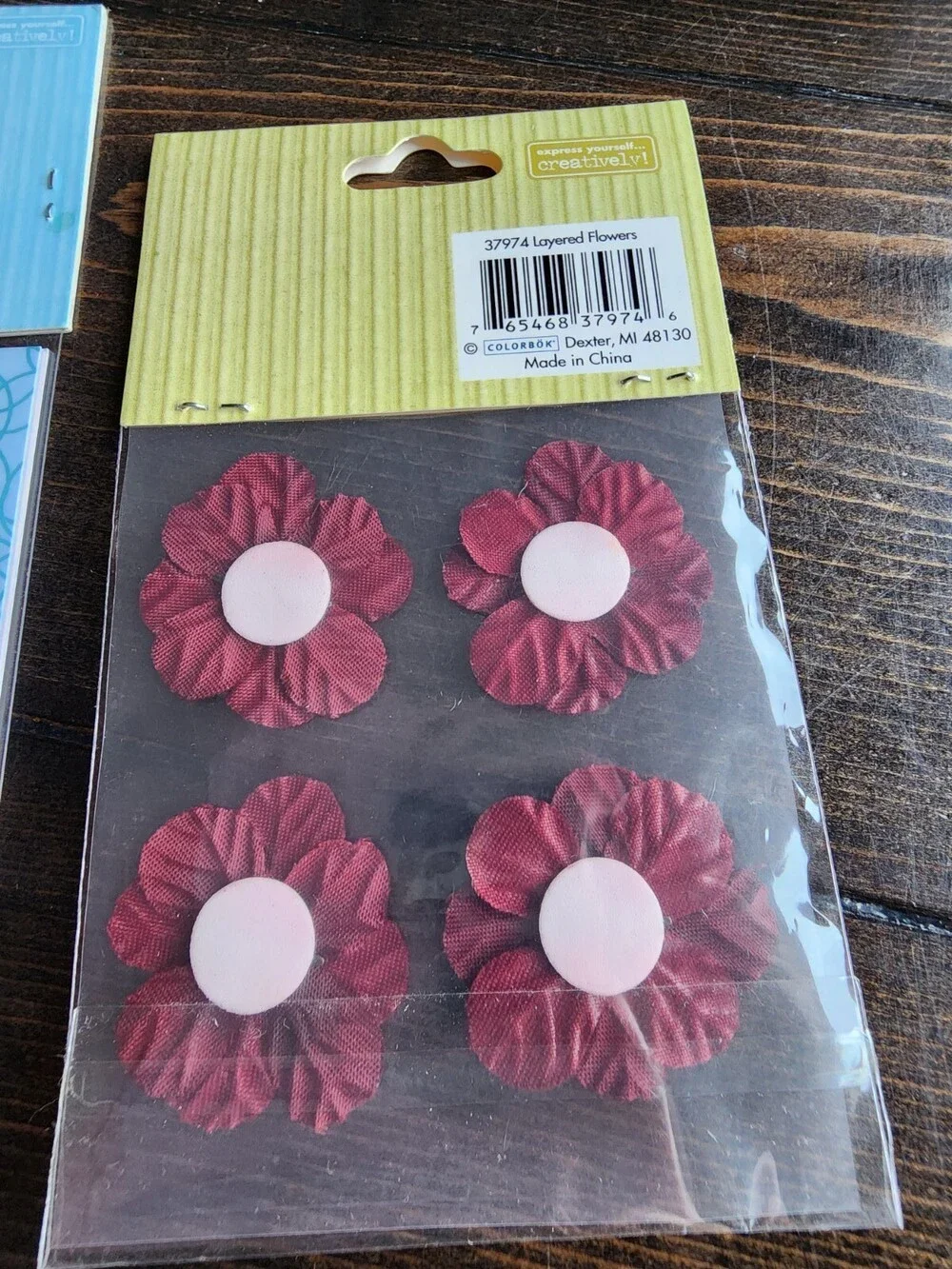 Scrapbooking Lot - Layered Flowers x2 & Mini Page Kit Colorbok NEW Retired #18